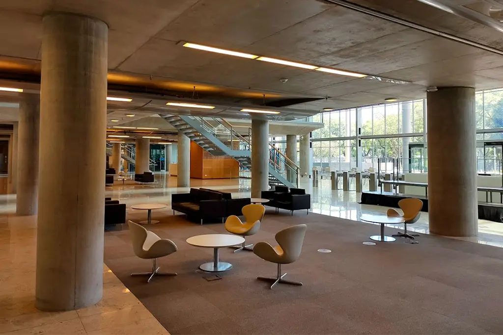 Sede de Gobierno de la Ciudad de Buenos Aires · Obras para Clientes INTERFLOOR, para Foster + Partners